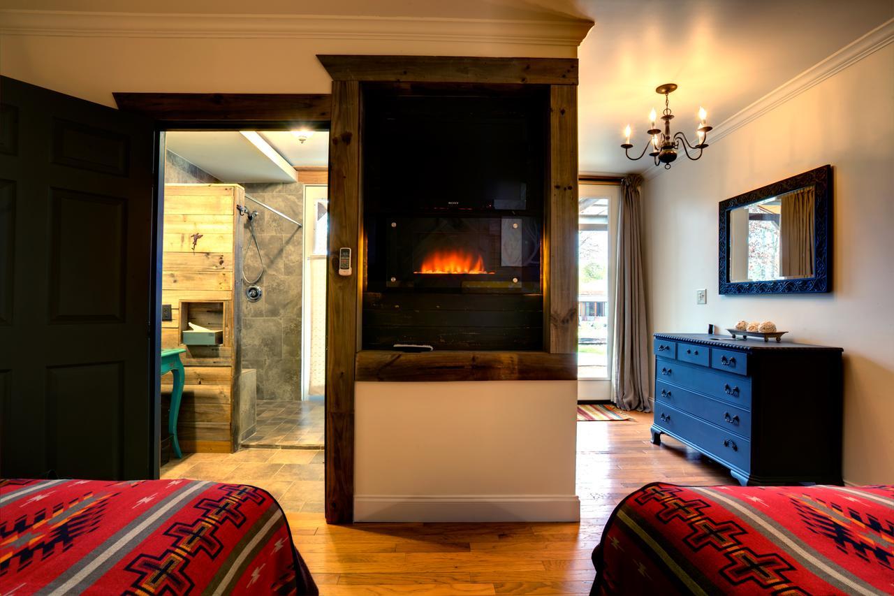 Deer Lake Lodge Resort & Spa Keenan Exteriér fotografie